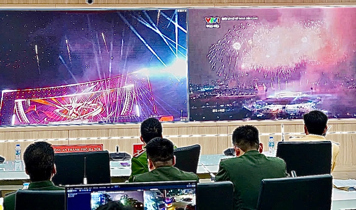 Hệ thống camera giám sát của Công an Hà Nội góp sức trong công tác bảo đảm an ninh Đại hội XIV- Ảnh 3.