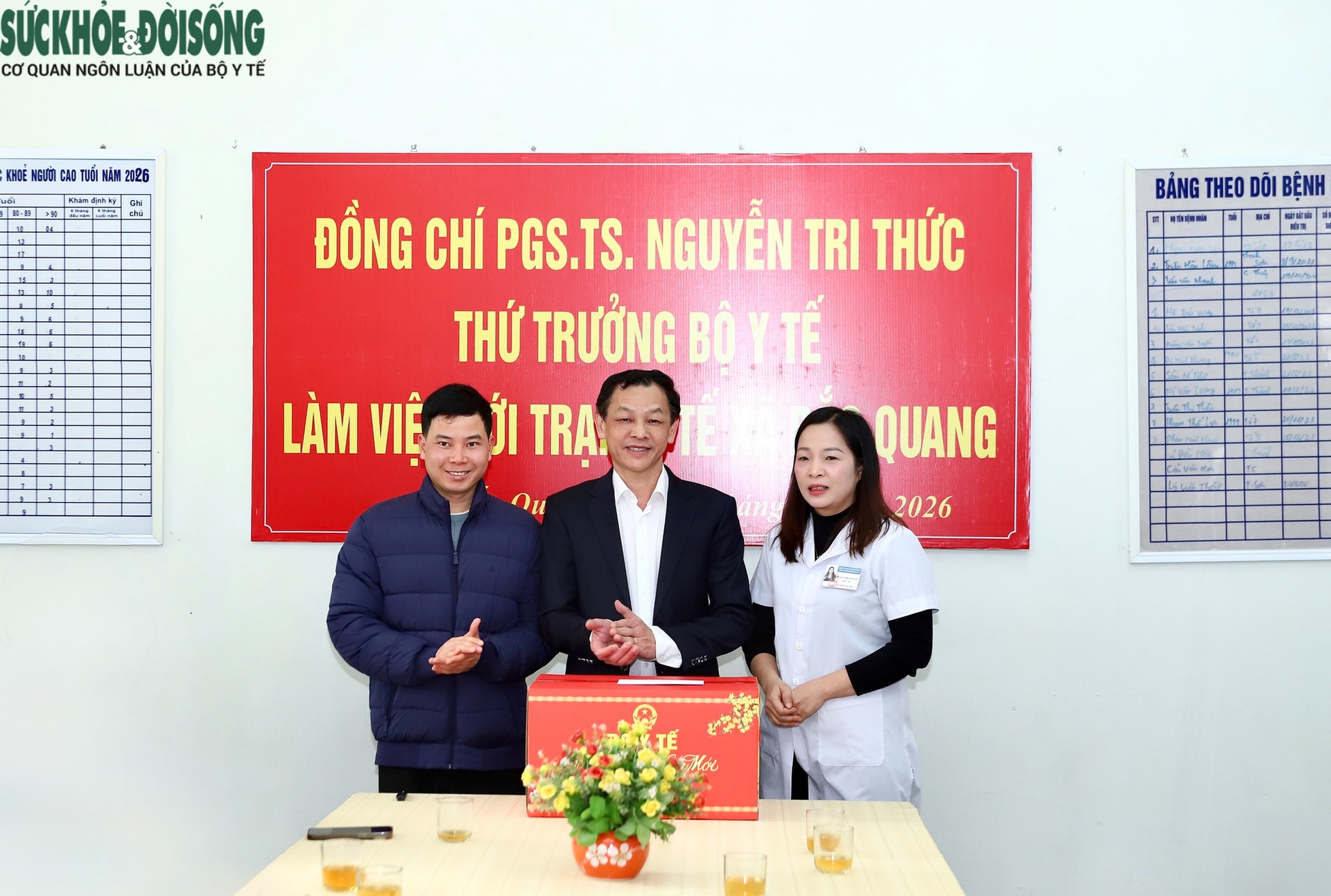 Đoàn công tác Bộ Y tế thăm, tặng quà các cơ sở y tế và trẻ em có hoàn cảnh khó khăn ở Tuyên Quang- Ảnh 14.