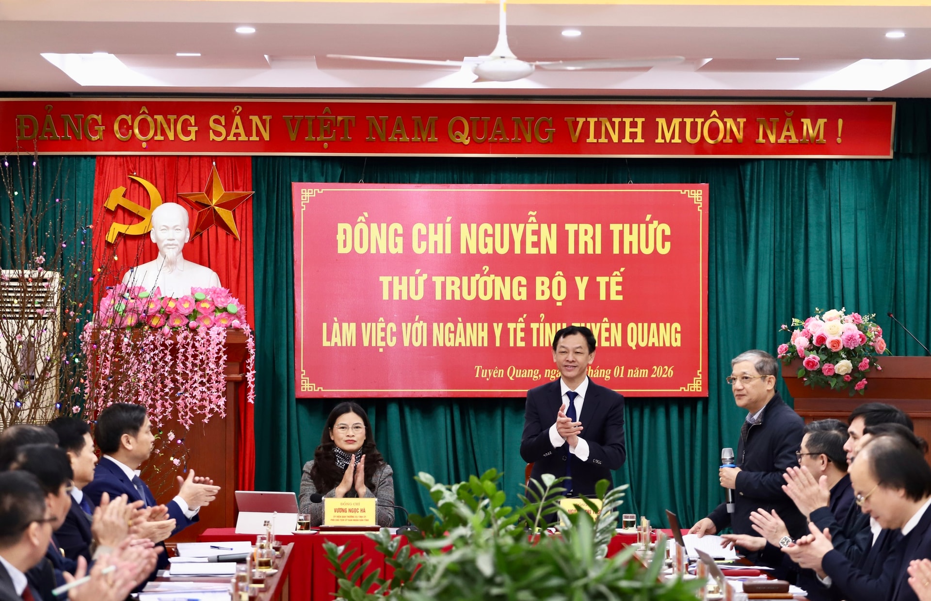 Bộ Y tế làm việc với tỉnh Tuyên Quang về công tác phát triển nhân lực Trạm Y tế cấp xã- Ảnh 2.