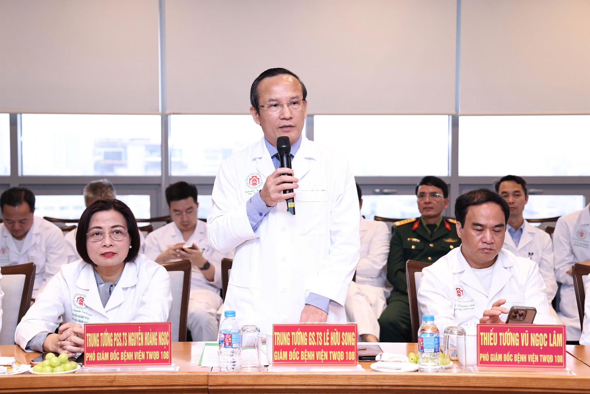 Bệnh viện 108 đạt mốc 1.000 ca ghép tạng, ứng dụng robot trong lấy, ghép tạng- Ảnh 1. Bệnh viện 108 đạt mốc 1.000 ca ghép tạng, ứng dụng robot trong lấy, ghép tạng- Ảnh 1.