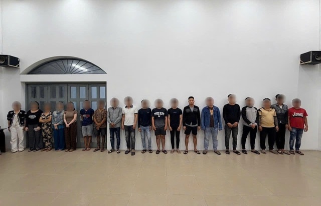 Mâu thuẫn khi ăn uống, hai nhóm thanh niên hỗn chiến gây thương tích nặng- Ảnh 1. Mâu thuẫn khi ăn uống, hai nhóm thanh niên hỗn chiến gây thương tích nặng- Ảnh 1.