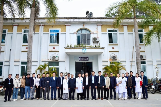 Thứ trưởng Bộ Y tế về xã biên giới Pà Vầy Sủ, lắng nghe thực tiễn y tế cơ sở- Ảnh 19.