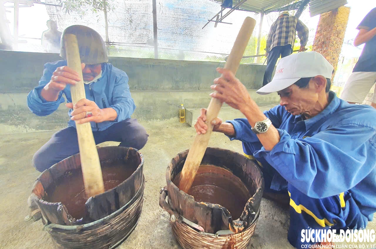 Về đất Quảng xem nấu đường thủ công, nhớ vị Tết xưa- Ảnh 4. Về đất Quảng xem nấu đường thủ công, nhớ vị Tết xưa- Ảnh 4.