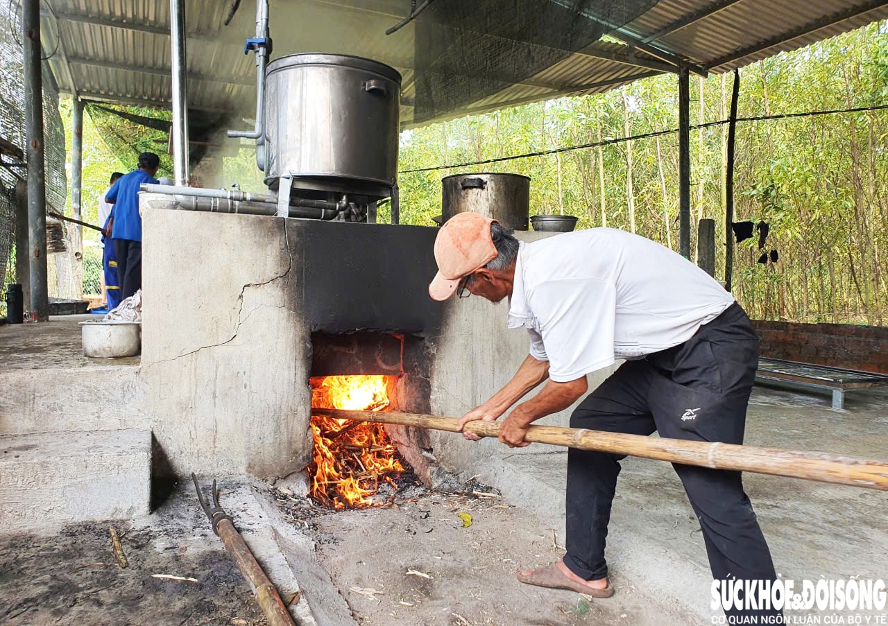 Về đất Quảng xem nấu đường thủ công, nhớ vị Tết xưa- Ảnh 9. Về đất Quảng xem nấu đường thủ công, nhớ vị Tết xưa- Ảnh 9.