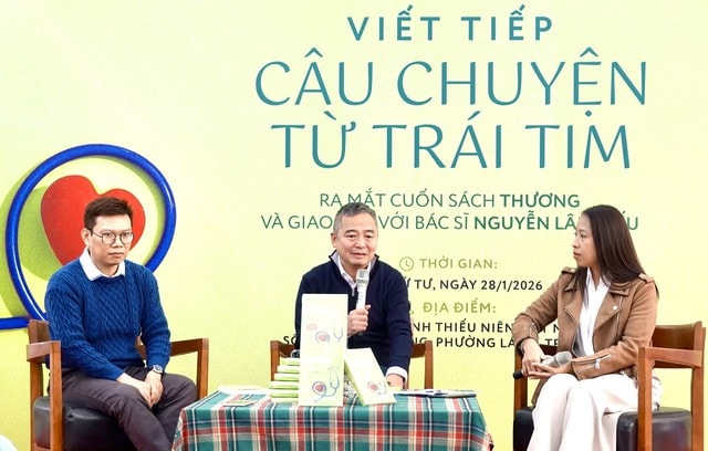 'Thương' - Những câu chuyện được viết tiếp từ trái tim người thầy thuốc- Ảnh 1. 'Thương' - Những câu chuyện được viết tiếp từ trái tim người thầy thuốc- Ảnh 1.