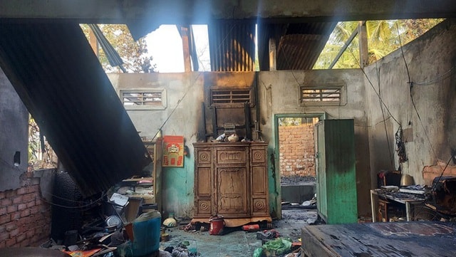 Cháu chế tạo bom xăng đốt nhà ông ngoại vì bị la mắng- Ảnh 2. Cháu chế tạo bom xăng đốt nhà ông ngoại vì bị la mắng- Ảnh 2.