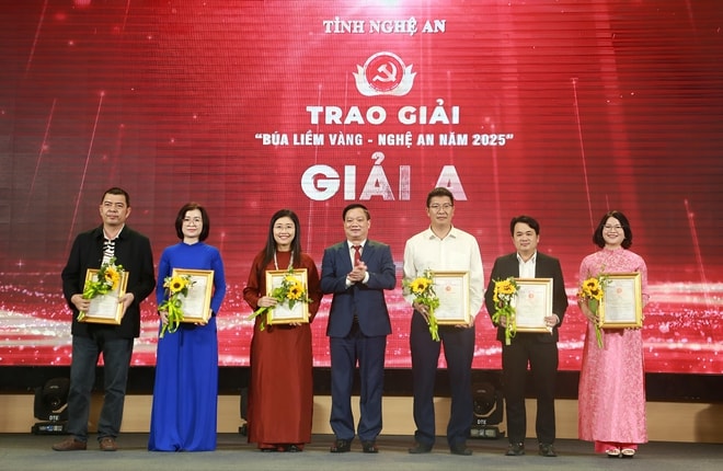 Nghệ An: Báo chí phải là 'ngọn cờ dẫn dắt', lan tỏa khát vọng phát triển- Ảnh 4.