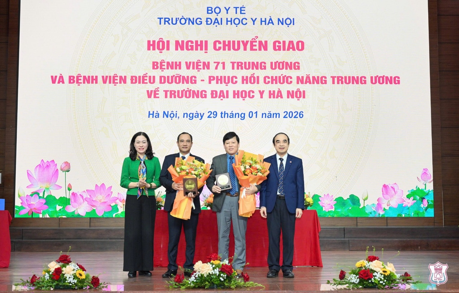2 bệnh viện trung ương chính thức chuyển giao về Trường Đại học Y Hà Nội- Ảnh 5. 2 bệnh viện trung ương chính thức chuyển giao về Trường Đại học Y Hà Nội- Ảnh 5.