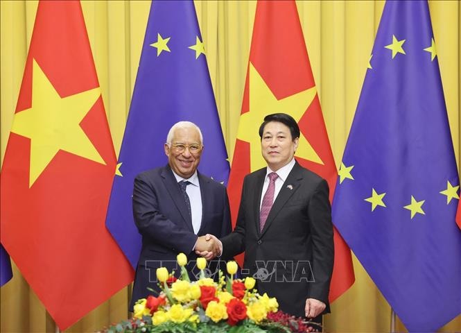 Tuyên bố chung về việc nâng cấp quan hệ giữa Việt Nam và EU lên Đối tác chiến lược toàn diện- Ảnh 1.