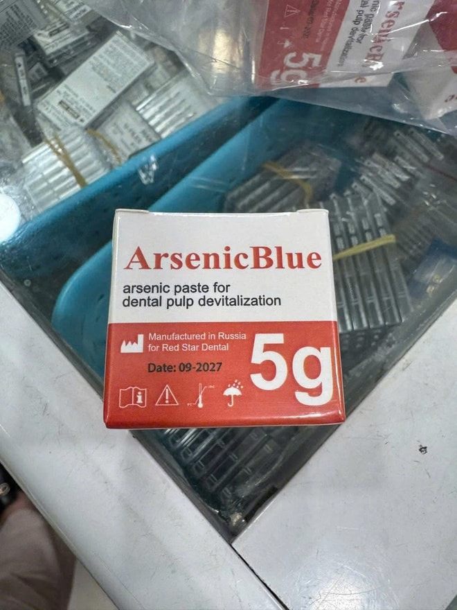 Cảnh báo từ vụ buôn bán trái phép thạch tín trắng trong nha khoa- Ảnh 3. Cảnh báo từ vụ buôn bán trái phép thạch tín trắng trong nha khoa- Ảnh 3.
