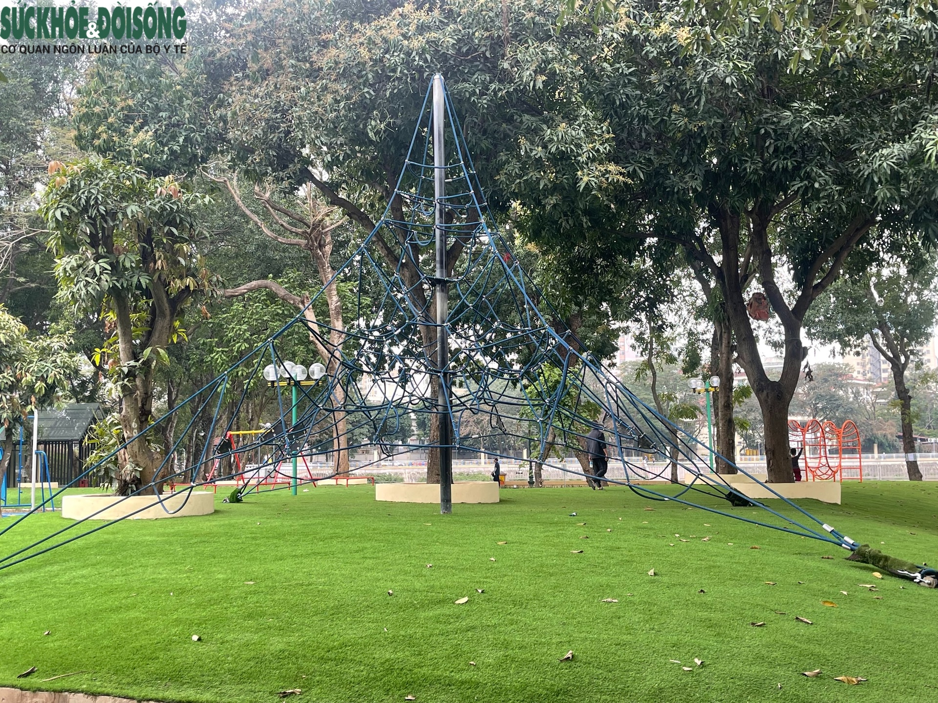 Cận cảnh diện mạo mới của Công viên Nghĩa Đô, Hà Nội- Ảnh 7. Cận cảnh diện mạo mới của Công viên Nghĩa Đô, Hà Nội- Ảnh 7.