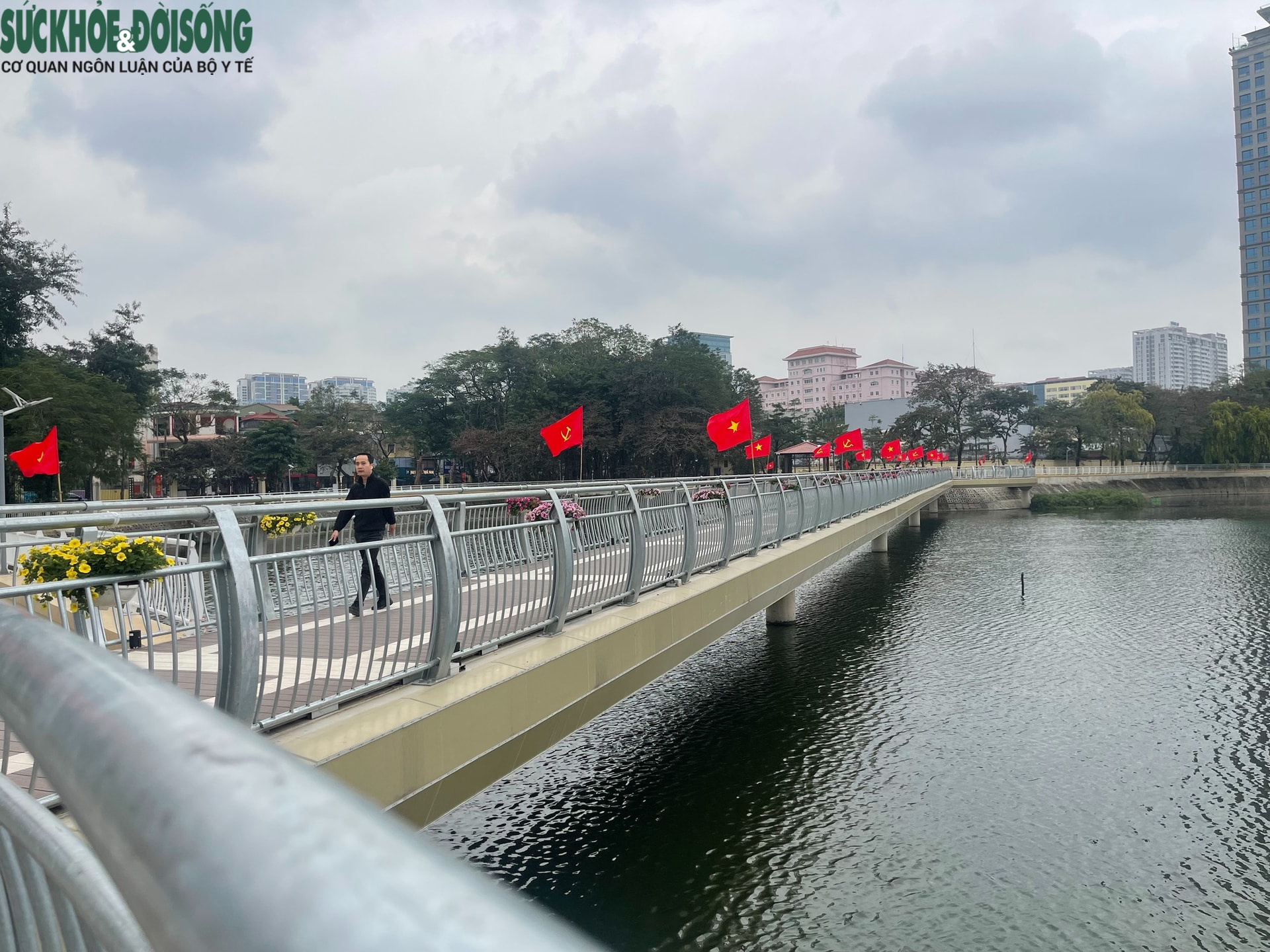 Cận cảnh diện mạo mới của Công viên Nghĩa Đô, Hà Nội- Ảnh 10. Cận cảnh diện mạo mới của Công viên Nghĩa Đô, Hà Nội- Ảnh 10.