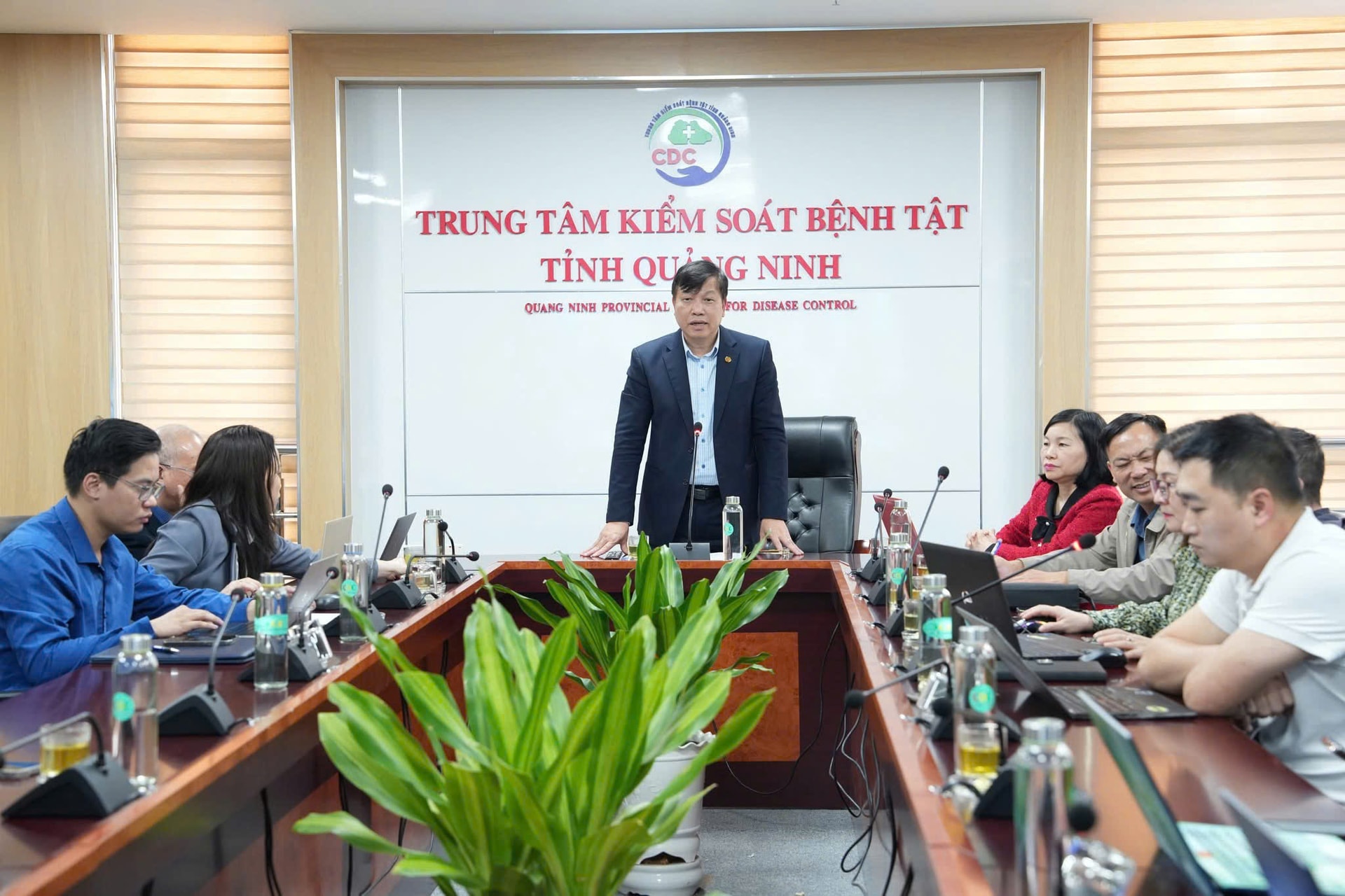 Quảng Ninh tập huấn nâng cao năng lực giám sát, phòng, chống virus Nipah cho cán bộ, y tế- Ảnh 1. Quảng Ninh tập huấn nâng cao năng lực giám sát, phòng, chống virus Nipah cho cán bộ, y tế- Ảnh 1.