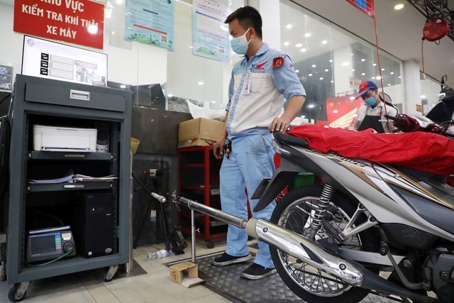 Hơn 70 triệu xe máy phải kiểm định khí thải từ 1/7, hạ tầng công nghệ nào đáp ứng?- Ảnh 1.