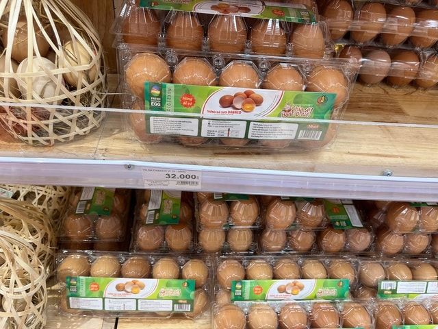 Hà Nội: Thịt lợn, trứng tăng giá trước Tết- Ảnh 4. Hà Nội: Thịt lợn, trứng tăng giá trước Tết- Ảnh 4.