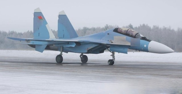 Chiến đấu cơ tầm bay xa nhất châu Âu sẵn sàng xuất kích tại Belarus- Ảnh 1.