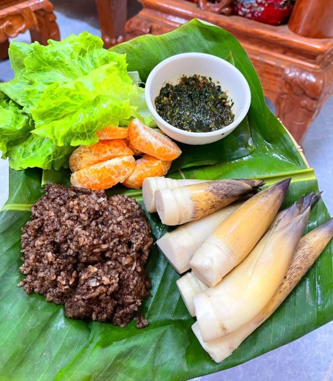 Măng vầu vào mùa, giá cao nhưng vẫn ‘đắt khách’- Ảnh 4.