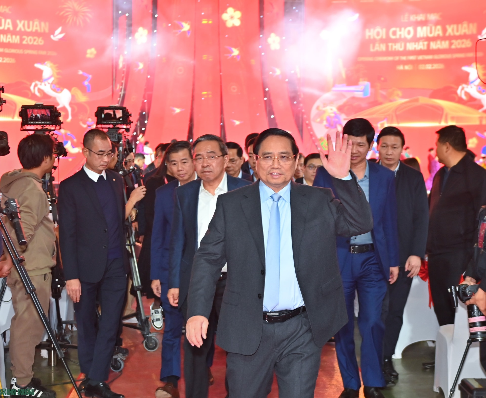 Thủ tướng Phạm Minh Chính dự tổng duyệt Lễ khai mạc Hội chợ Mùa Xuân 2026- Ảnh 2.