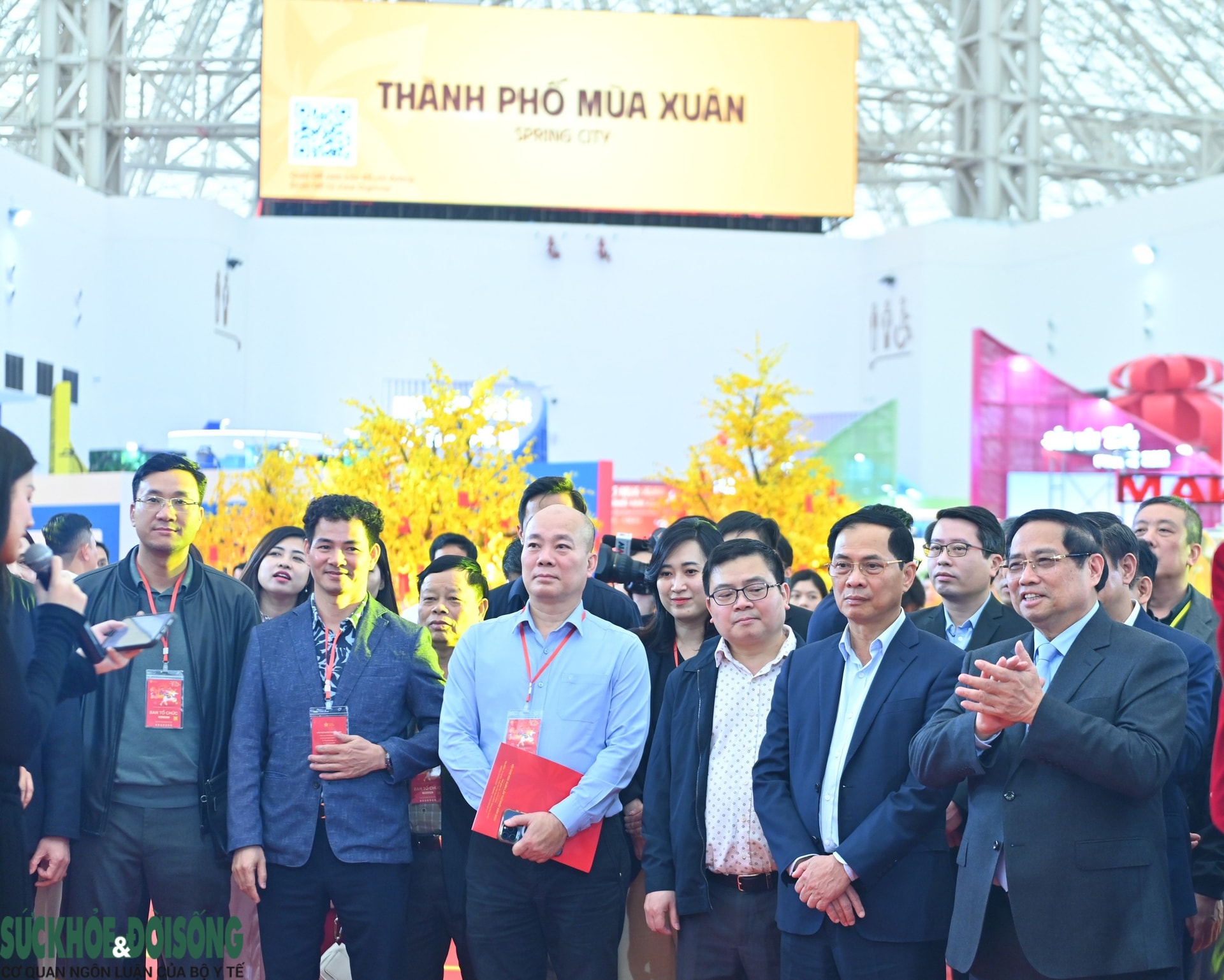 Thủ tướng Phạm Minh Chính dự tổng duyệt Lễ khai mạc Hội chợ Mùa Xuân 2026- Ảnh 6.