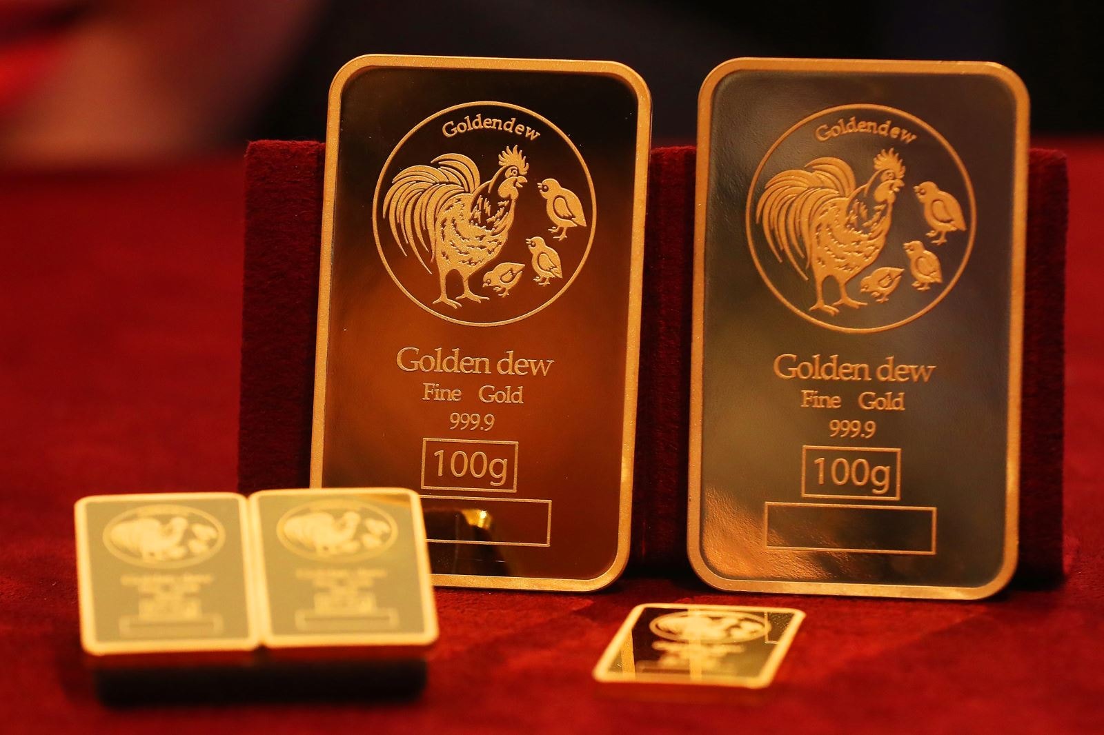 Lý do khiến giá vàng, giá bạc giảm mạnh nhất nhiều năm, thổi bay 7.400 tỷ USD trong 24 giờ- Ảnh 1. Lý do khiến giá vàng, giá bạc giảm mạnh nhất nhiều năm, thổi bay 7.400 tỷ USD trong 24 giờ- Ảnh 1.