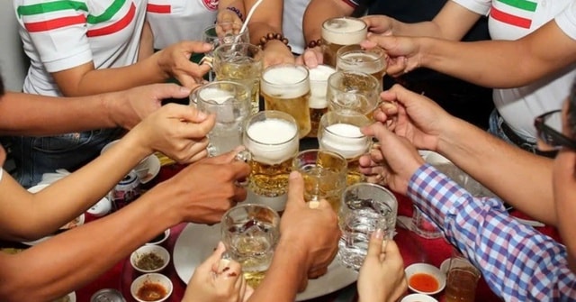 Thói quen ăn uống dịp Tết làm tăng nguy cơ viêm tụy cấp- Ảnh 1.