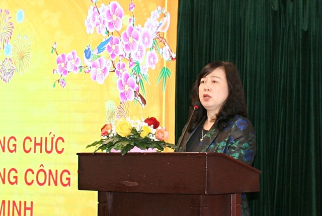 Bộ Y tế gặp gỡ, thăm hỏi và chúc Tết các cán bộ lão thành ngành Y tế - Ảnh 1.