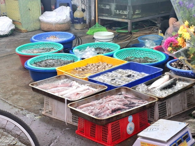 Người bán 'bật mí' nguyên nhân bất ngờ giá tôm tươi tăng trước Tết- Ảnh 2. Người bán 'bật mí' nguyên nhân bất ngờ giá tôm tươi tăng trước Tết- Ảnh 2.