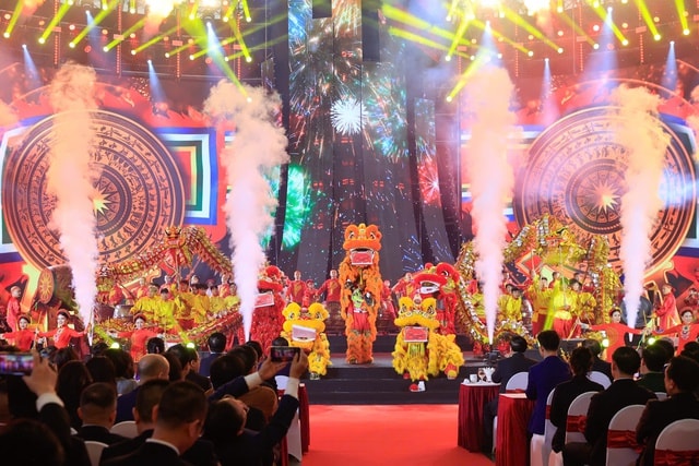 Thủ tướng Phạm Minh Chính dự Lễ khai mạc Hội chợ Mùa Xuân 2026- Ảnh 6.