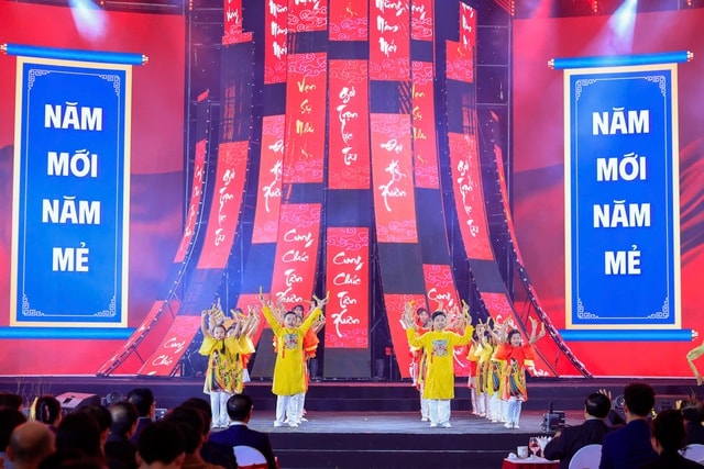 Thủ tướng Phạm Minh Chính dự Lễ khai mạc Hội chợ Mùa Xuân 2026- Ảnh 7.