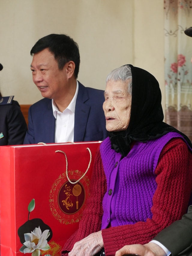 Hơn 600 người dân xã Thiên Lộc được khám, tư vấn sức khỏe miễn phí- Ảnh 12.