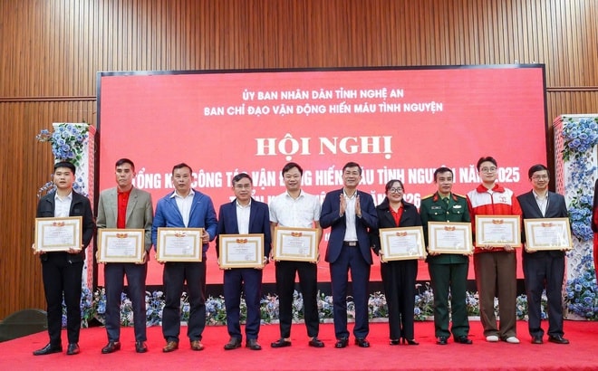 Nghệ An tiếp nhận hơn 50.000 đơn vị máu, vượt 111% kế hoạch năm 2025- Ảnh 3. Nghệ An tiếp nhận hơn 50.000 đơn vị máu, vượt 111% kế hoạch năm 2025- Ảnh 3.