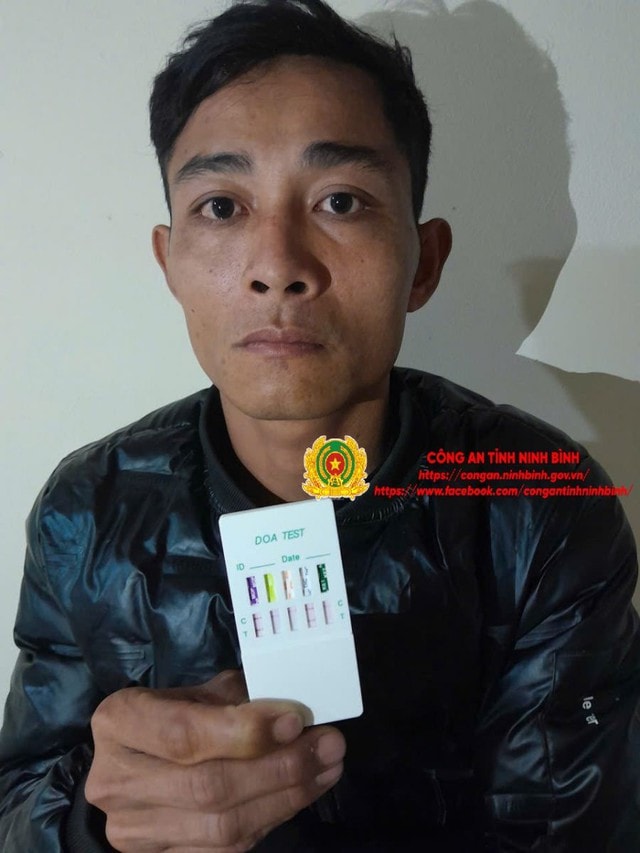 Động thái lạ của 5 cặp nam nữ thuê phòng ở Nhà nghỉ Mimosa- Ảnh 1. Động thái lạ của 5 cặp nam nữ thuê phòng ở Nhà nghỉ Mimosa- Ảnh 1.