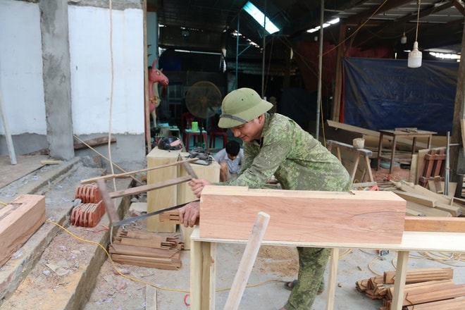 Làng nghề mộc 'chạy đua' những ngày cuối năm- Ảnh 13.