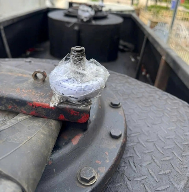 Triệt phá đường dây sản xuất, buôn bán xăng RON A95 giả tại TPHCM- Ảnh 3. Triệt phá đường dây sản xuất, buôn bán xăng RON A95 giả tại TPHCM- Ảnh 3.