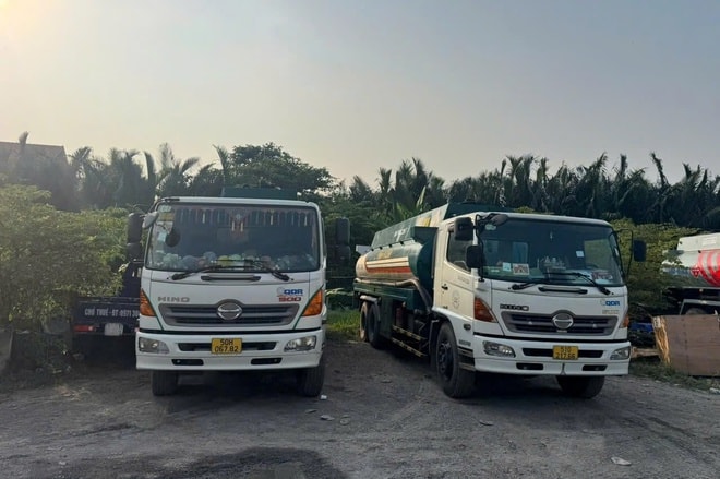 Triệt phá đường dây sản xuất, buôn bán xăng RON A95 giả tại TPHCM- Ảnh 5. Triệt phá đường dây sản xuất, buôn bán xăng RON A95 giả tại TPHCM- Ảnh 5.