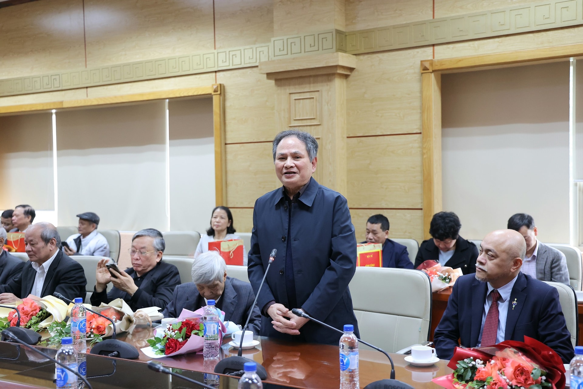 Bộ Y tế gặp mặt, chúc Tết các nhà khoa học, nhà giáo Hội đồng Đạo đức trong nghiên cứu y sinh học Quốc gia phía Bắc- Ảnh 2.