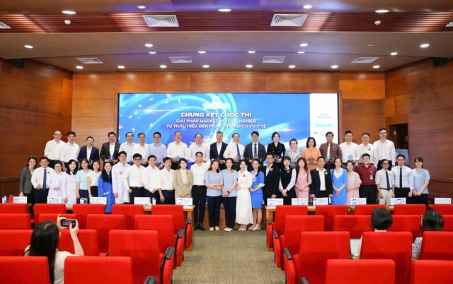 Hơn 350 y bác sĩ cùng xây dựng giải pháp marketing trải nghiệm, hướng đến nâng cao trải nghiệm người bệnh và phát triển dịch vụ y tế- Ảnh 4. Hơn 350 y bác sĩ cùng xây dựng giải pháp marketing trải nghiệm, hướng đến nâng cao trải nghiệm người bệnh và phát triển dịch vụ y tế- Ảnh 4.