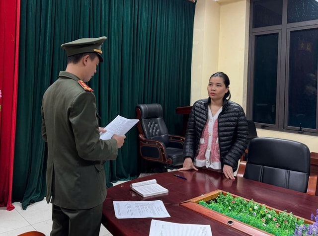 Phát hiện 100 khẩu súng nén hơi tự chế trong kho hàng do người nước ngoài thuê- Ảnh 2.