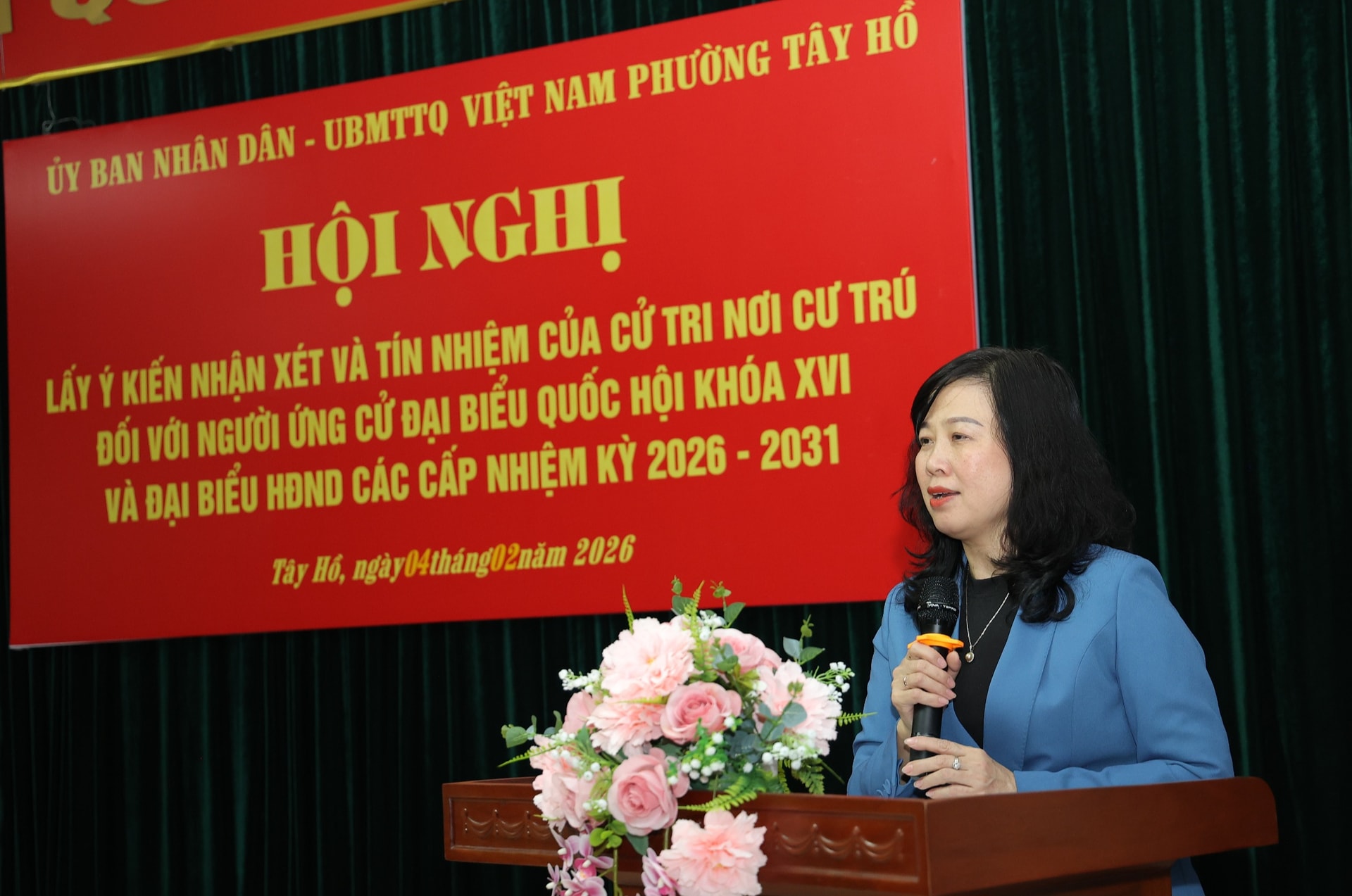 100% cử tri nơi cư trú tín nhiệm giới thiệu Bộ trưởng Bộ Y tế Đào Hồng Lan ứng cử Đại biểu Quốc hội Khoá XVI- Ảnh 1. 100% cử tri nơi cư trú tín nhiệm giới thiệu Bộ trưởng Bộ Y tế Đào Hồng Lan ứng cử Đại biểu Quốc hội Khoá XVI- Ảnh 1.