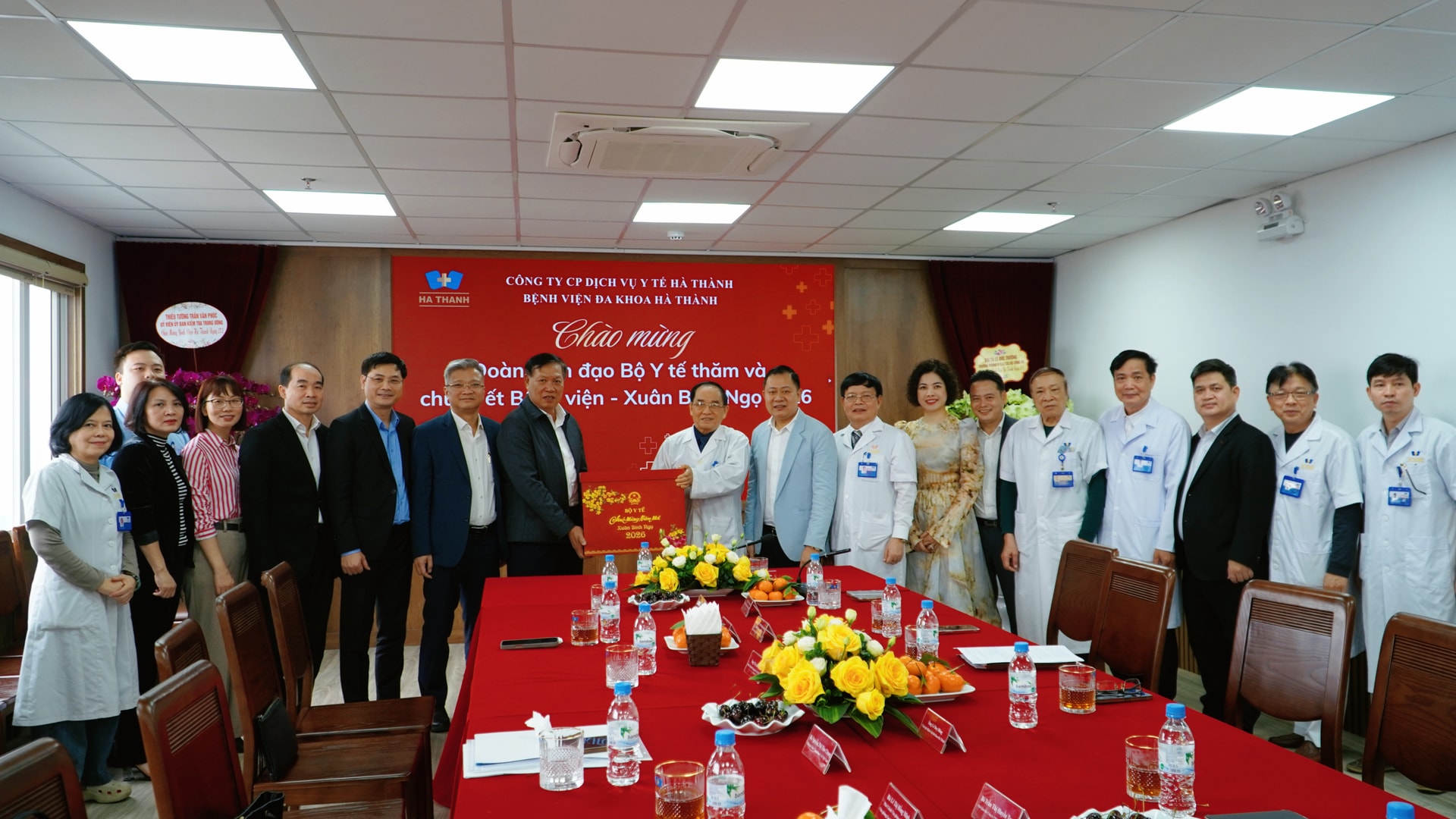 Thứ trưởng Bộ Y tế Đỗ Xuân Tuyên thăm, kiểm tra công tác ứng trực Tết tại BVĐK Hà Thành- Ảnh 3.