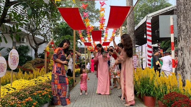 Chăm lo Tết trong bệnh viện hạng đặc biệt: Khi nhân viên y tế làm ‘người giữ Xuân’ cho bệnh nhân- Ảnh 3.