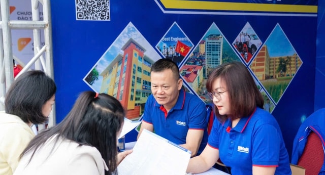 Vì sao tăng chỉ tiêu tuyển sinh không còn dễ như trước?- Ảnh 1. Vì sao tăng chỉ tiêu tuyển sinh không còn dễ như trước?- Ảnh 1.