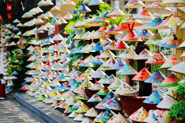 'Đường heo đất' rực rỡ sắc Xuân, điểm check-in độc đáo giữa lòng Thủ Dầu Một- Ảnh 8. 'Đường heo đất' rực rỡ sắc Xuân, điểm check-in độc đáo giữa lòng Thủ Dầu Một- Ảnh 8.