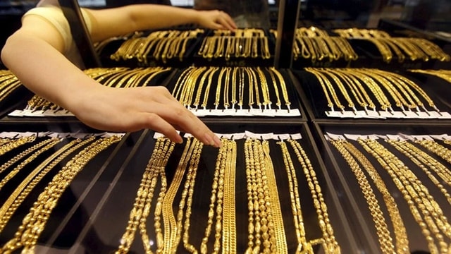 Chốt giá vàng hôm nay ngày 6/2 biến động rất lạ- Ảnh 1.