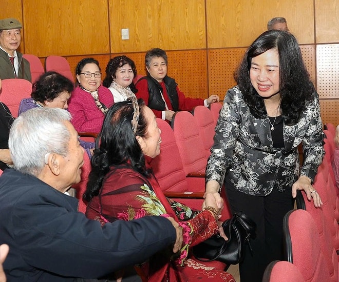 Bộ Y tế gặp mặt, chúc Tết lãnh đạo Bộ tiền nhiệm, cán bộ, công chức hưu trí- Ảnh 4. Bộ Y tế gặp mặt, chúc Tết lãnh đạo Bộ tiền nhiệm, cán bộ, công chức hưu trí- Ảnh 4.