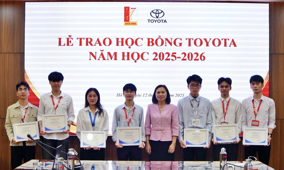 29 năm Toyota Việt Nam kiên trì với trách nhiệm nuôi dưỡng một thế hệ trẻ Việt tài năng bằng những suất học bổng ý nghĩa.