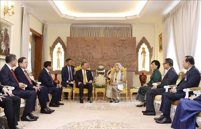 Tuyên bố chung giữa nước CHXHCN Việt Nam và Vương quốc Campuchia- Ảnh 2. Tuyên bố chung giữa nước CHXHCN Việt Nam và Vương quốc Campuchia- Ảnh 2.