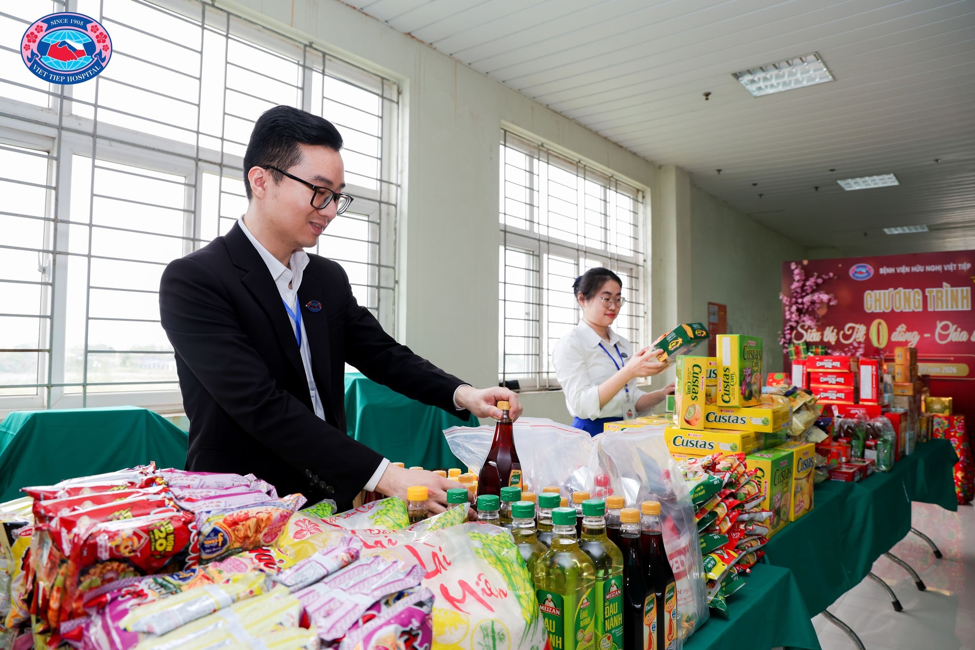 'Siêu thị Tết 0 đồng', thêm gắn kết yêu thương với người bệnh- Ảnh 2.