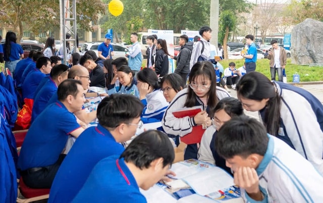 Lộ trình tuyển sinh đại học 2026, thí sinh không được bỏ lỡ- Ảnh 1. Lộ trình tuyển sinh đại học 2026, thí sinh không được bỏ lỡ- Ảnh 1.