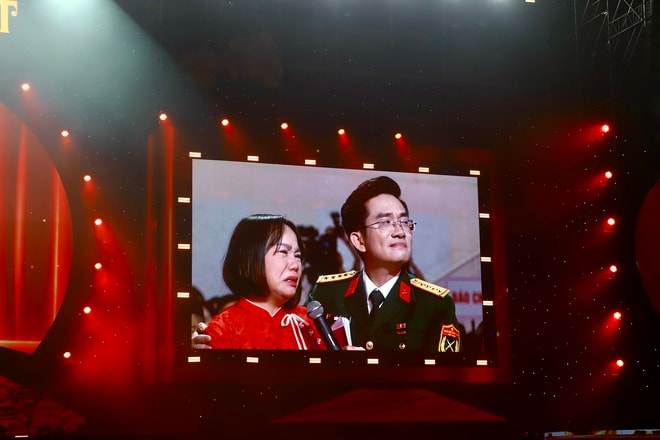 Khoảnh khắc ấn tượng trong đêm chính luận nghệ thuật 'Đường Xuân đất Việt 2026 - Hội tụ'- Ảnh 10.